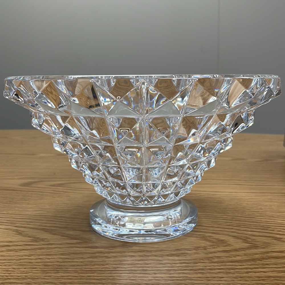 Mikasa Lead Crystal Bowl Centerpiece - Arcadia XY 530/726
